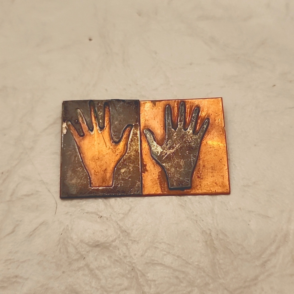 Brooch Hands